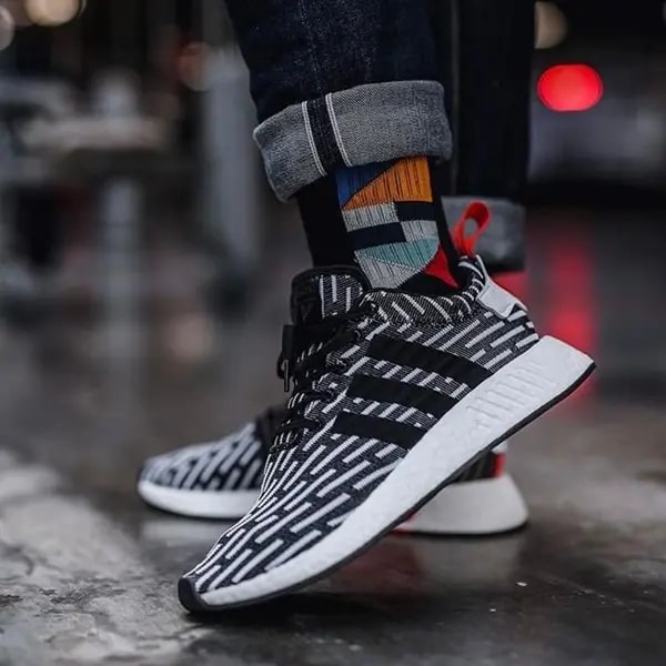 Giày Adidas NMD R2 'Black White' BB2951 — ảnh 2