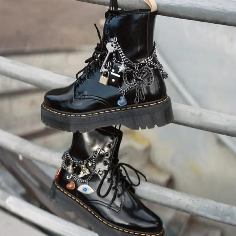 Giày Dr.Martens 8 Holes Boots 'Black' 31396001 — ảnh 3