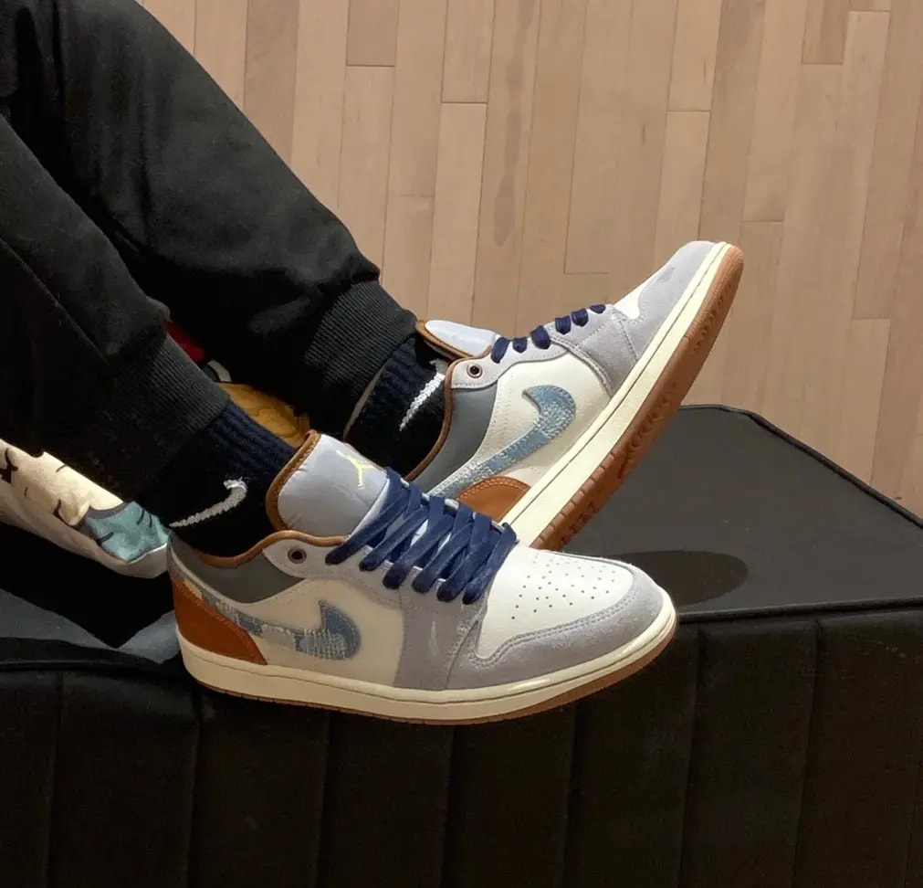 Giày Nike Air Jordan 1 Low SE Phantom 'Denim Swoosh' FZ5042-041 — ảnh 2