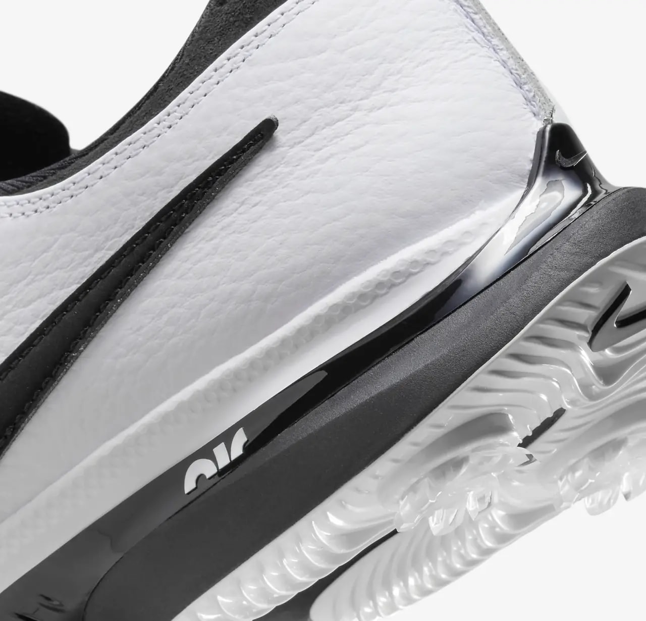 Giày Nike Air Zoom Victory Tour 3 'Black White' DX9025-103 — ảnh 3
