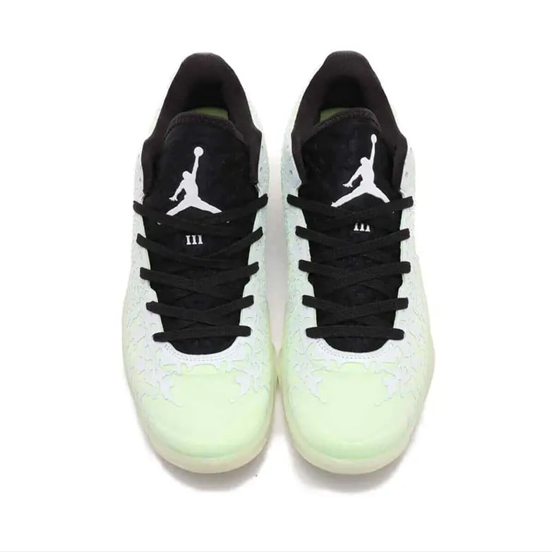 Giày Nike Air Jordan Zion 3 ‘White Black Barely Volt’ DR0676-110 — ảnh 5