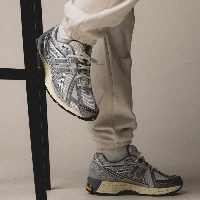 Giày New Balance 1906R 'Moonrock' M1906RRD — ảnh 2