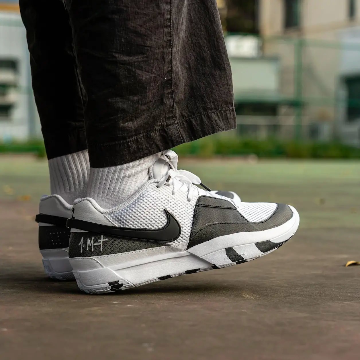 Giày Nike JA 1 EP 'White Black' DR8786-101 — ảnh 3
