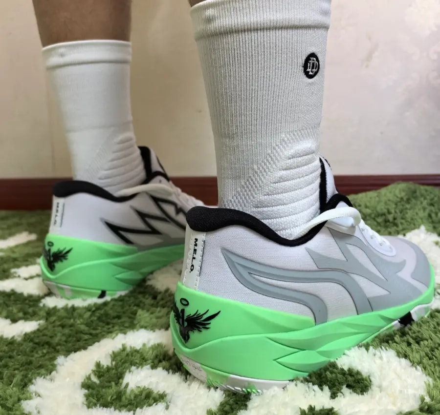 Giày Puma MB.02 Lo Jr 'Lamel-o' 379412-01 — ảnh 4