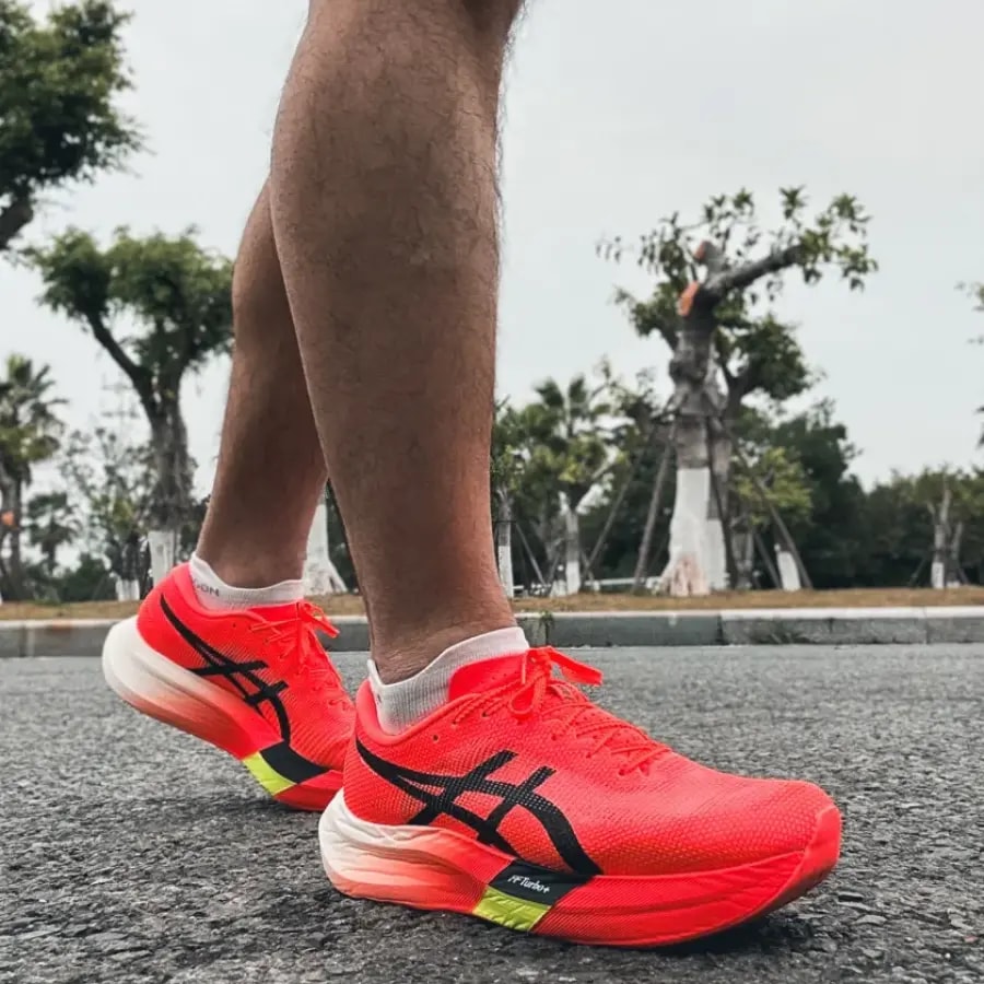 Giày Asics Metaspeed 'Sky Paris U' 1013A123-600 — ảnh 3