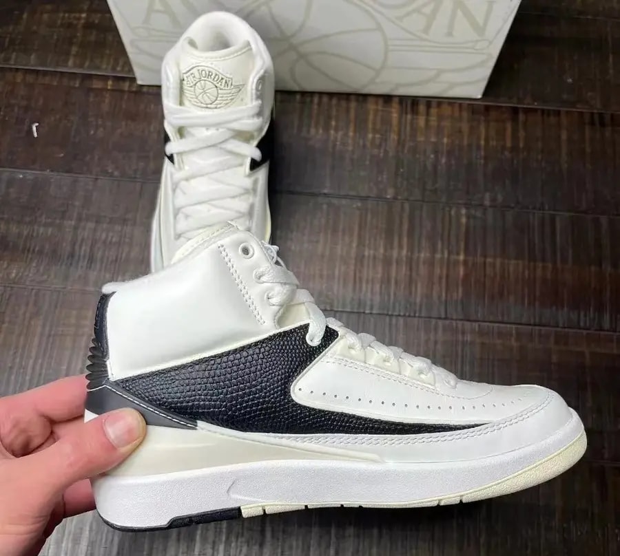 Giày Nike Air Jordan 2 Retro Wmns 'Sail Black' DX4400-100 — ảnh 4