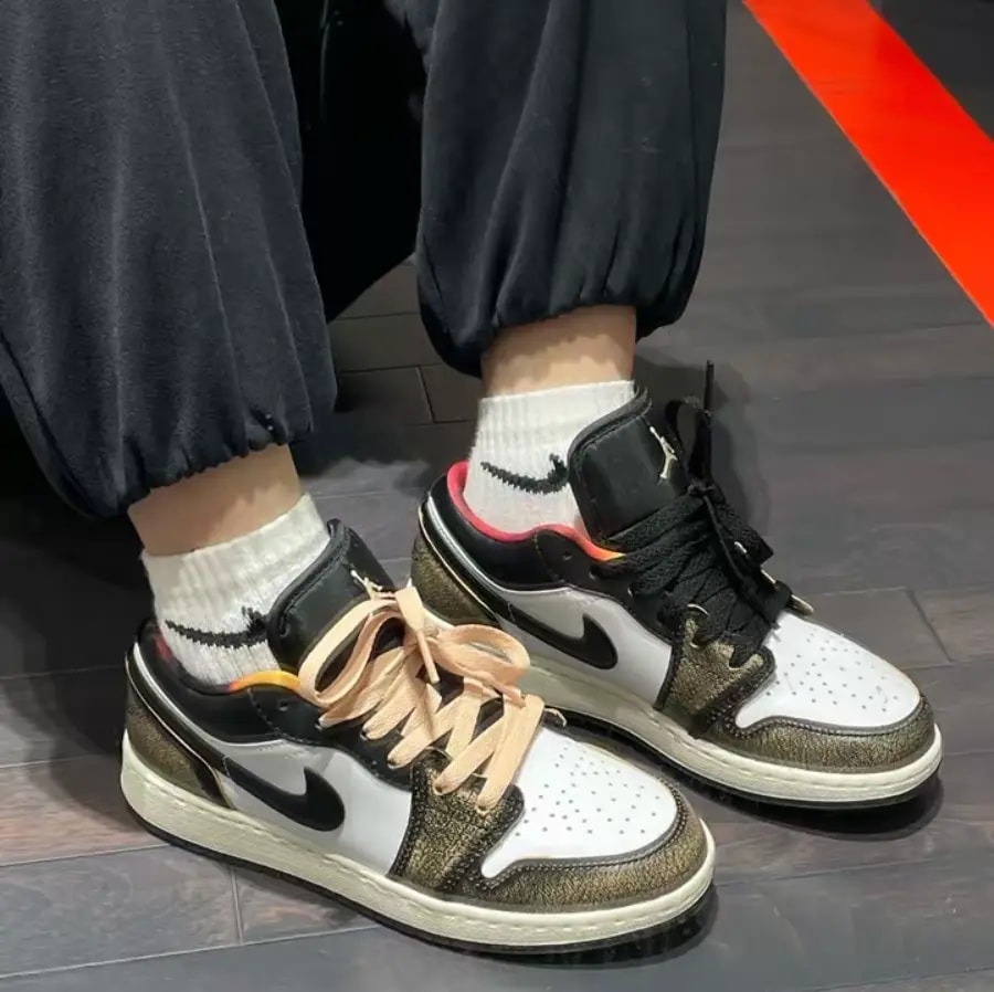 Giày Nike Air Jordan 1 Low SE GS 'Tan' DQ8421-001 — ảnh 2