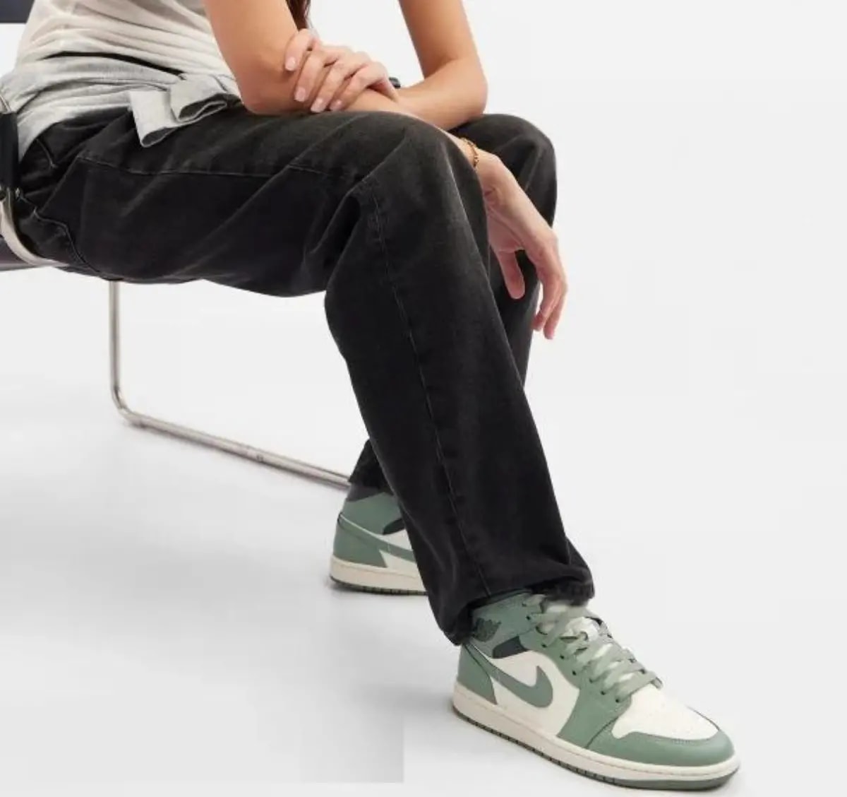 Giày Nike Air Jordan 1 Mid 'Jade Smoke' BQ6472-130 — ảnh 4