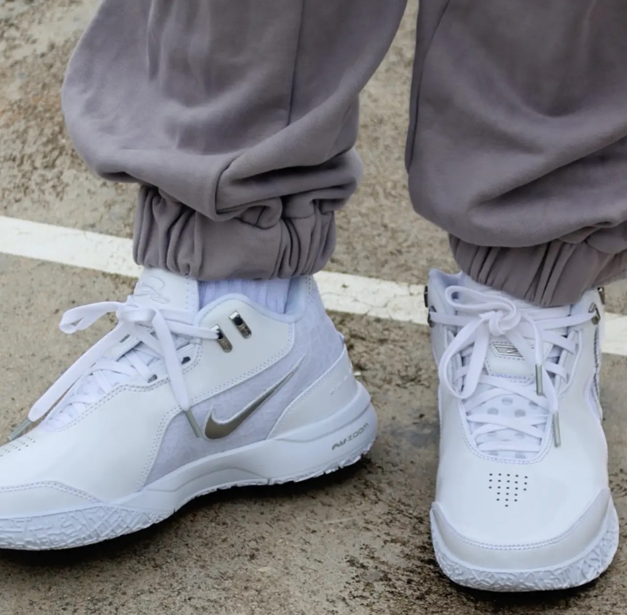 Giày Nike Lebron NXXT Gen Ampd 'White Silver' FJ1567-102 — ảnh 2