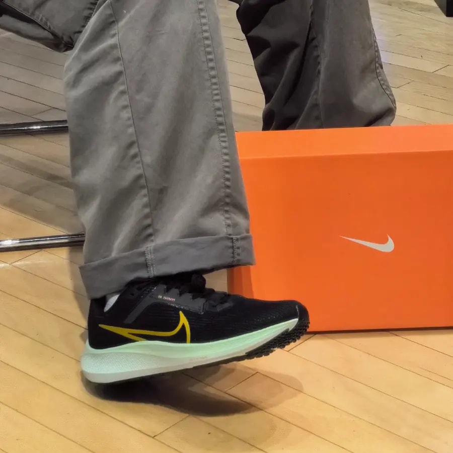 Giày Nike Air Zoom Pegasus ‘Black Amber Brown’ HF0732- 070 — ảnh 2