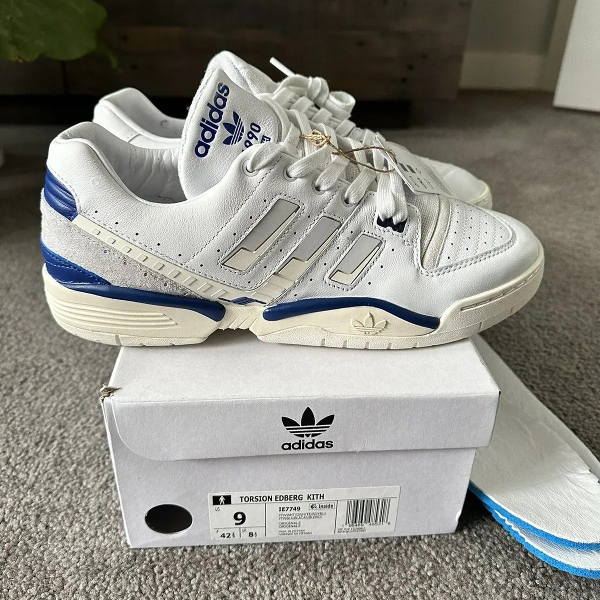 Giày Adidas Torsion Edberg Comp x Kith 'Royal' IE7749 — ảnh 2