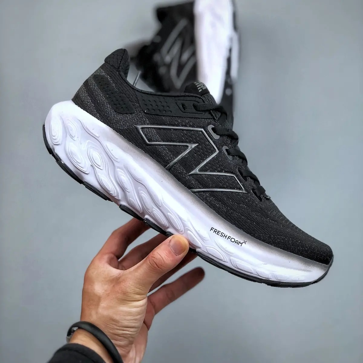 Giày New Balance Fresh Foam 'Black' M1080K13 — ảnh 2