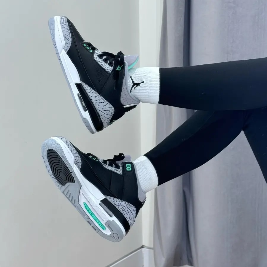 Giày Nike Air Jordan 3 Retro 'Green Glow' CT8532-031 — ảnh 4