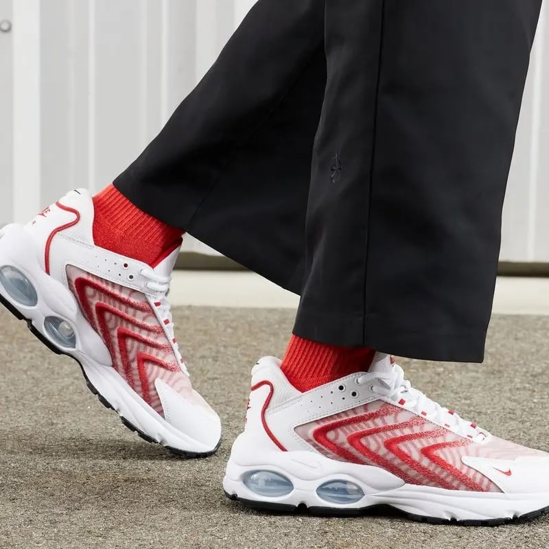 Giày Nike Air Max TW 'University Red' DQ3984-104 — ảnh 3