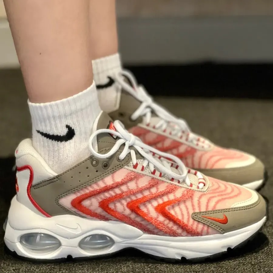 Giày Nike Air Max TW 'University Red' DQ3984-104 — ảnh 4