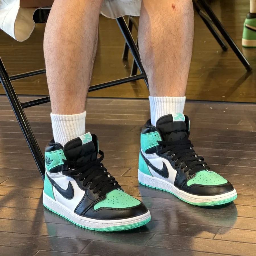 Giày Nike Air Jordan 1 Retro High 'Green Glow' DZ5485-130 — ảnh 5