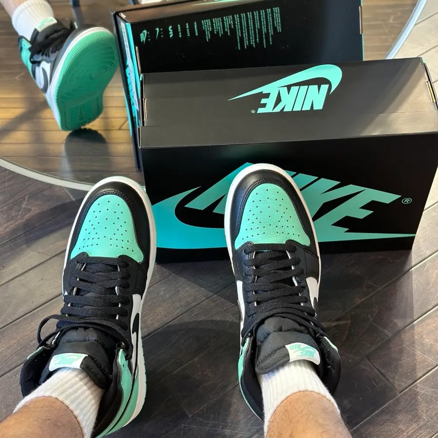 Giày Nike Air Jordan 1 Retro High 'Green Glow' DZ5485-130 — ảnh 4