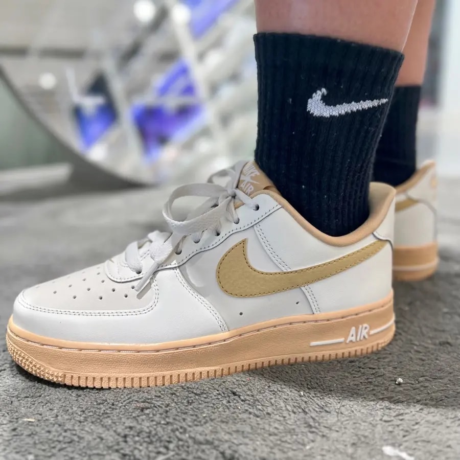 Giày Nike Air Force 1 '07 'Sail Sesame' FZ3597-133 — ảnh 3