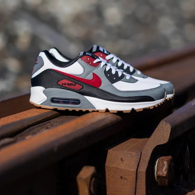 Giày Nike Air Max 90 'Team Red Gum' FB9658-100 — ảnh 2