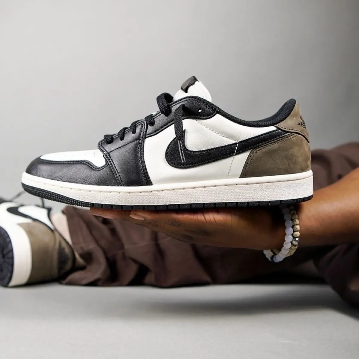 Giày Nike Air Jordan 1 Retro Low OG 'Mocha' CZ0790-102 — ảnh 4