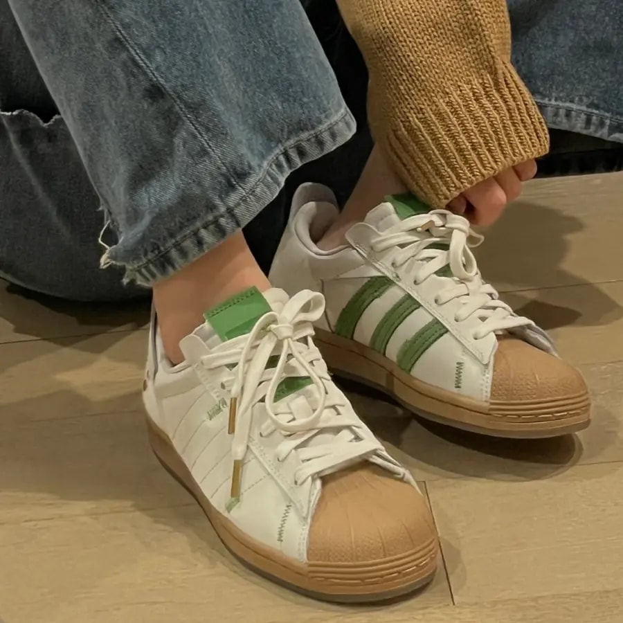 Giày Adidas Superstar x Melting Sadness 'Karoro' H06342 — ảnh 2