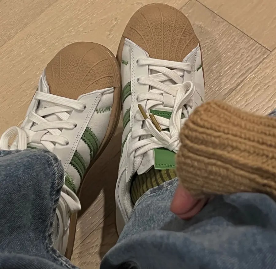 Giày Adidas Superstar x Melting Sadness 'Karoro' H06342 — ảnh 4