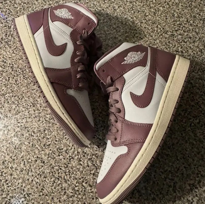 Giày Nike Air Jordan 1 Mid 'Sky J Mauve' BQ6472-050 — ảnh 4
