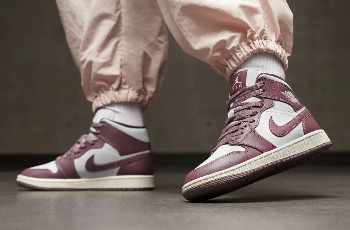 Giày Nike Air Jordan 1 Mid 'Sky J Mauve' BQ6472-050 — ảnh 2
