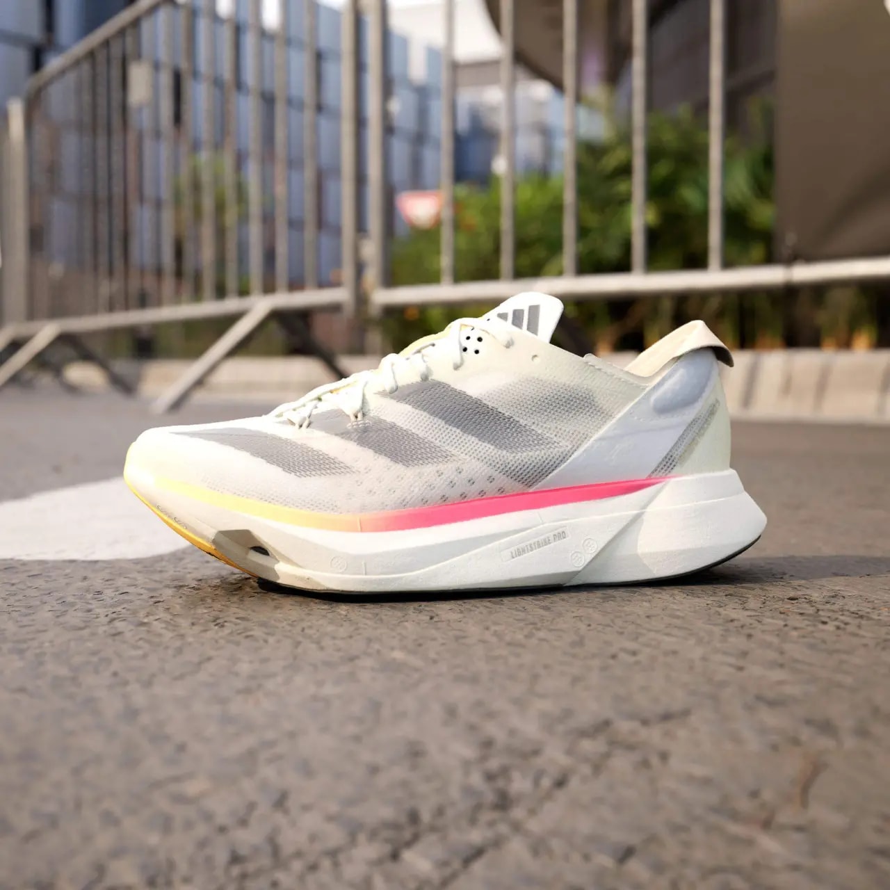 Giày Adizero Adios Pro 3 'Ivory Pack' IG6427 — ảnh 2