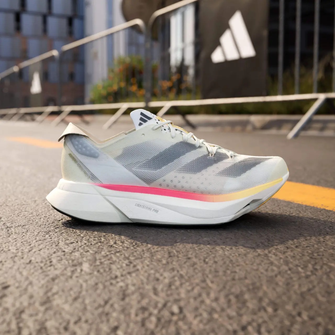 Giày Adizero Adios Pro 3 'Ivory Pack' IG6427 — ảnh 5