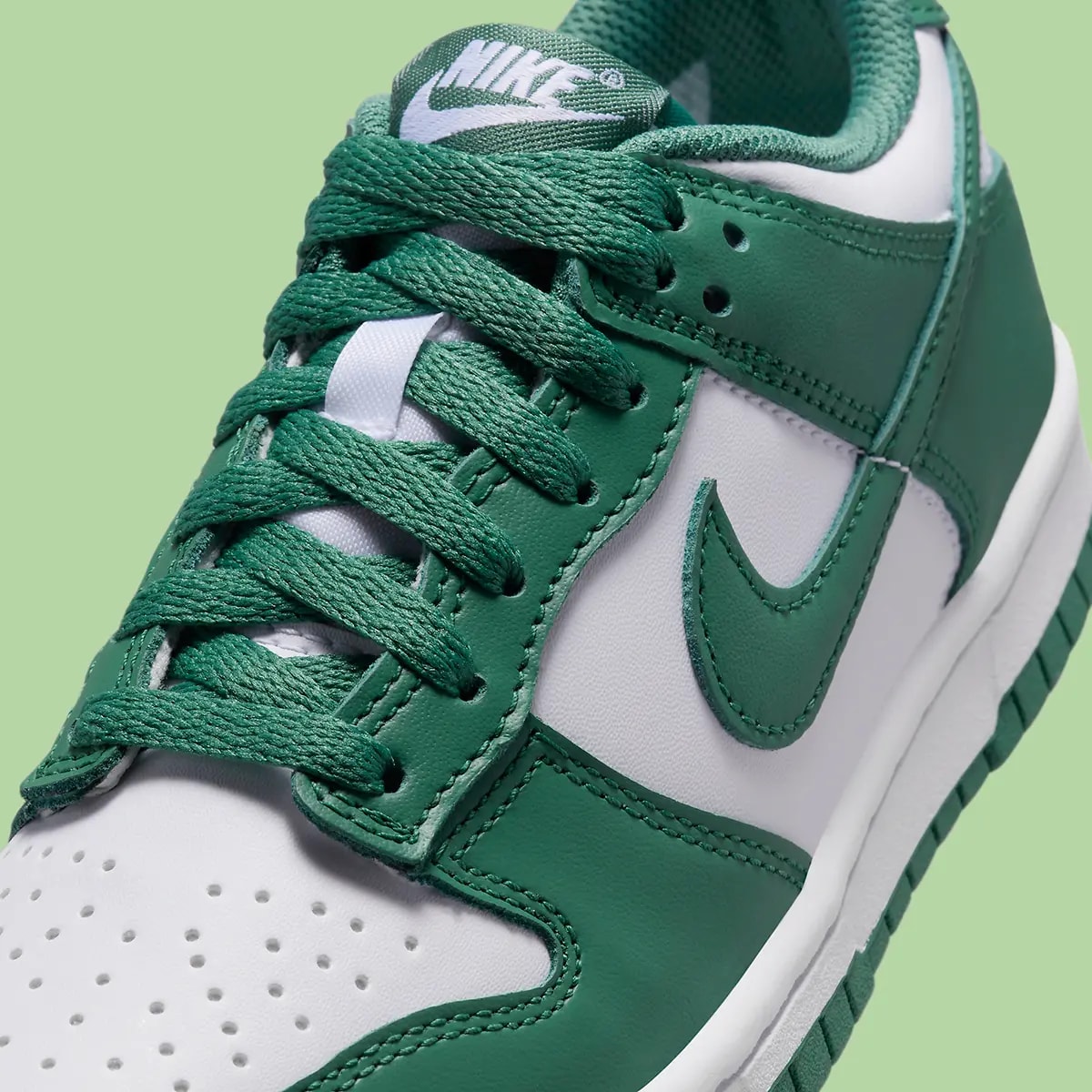 Giày Nike Dunk Low GS 'Spruce Green' HF4798-100 — ảnh 5