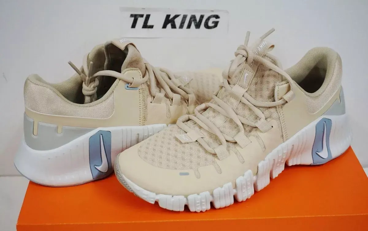 Giày Nike Free Metcon 5 'Sanddrift' DV3950-105 — ảnh 5