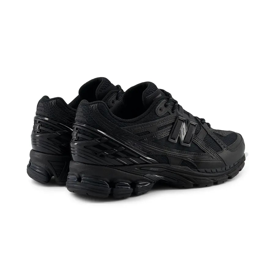 Giày New Balance 1906U 'Triple Black' M1906NJ — ảnh 3