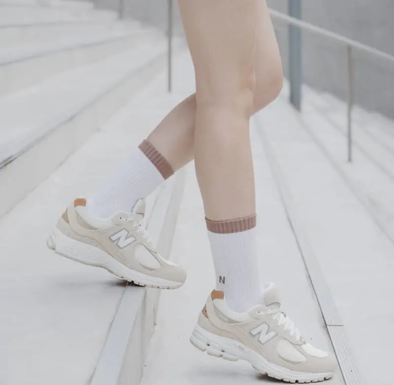 Giày New Balance 2002R 'Sandstone' M2002RSC — ảnh 2