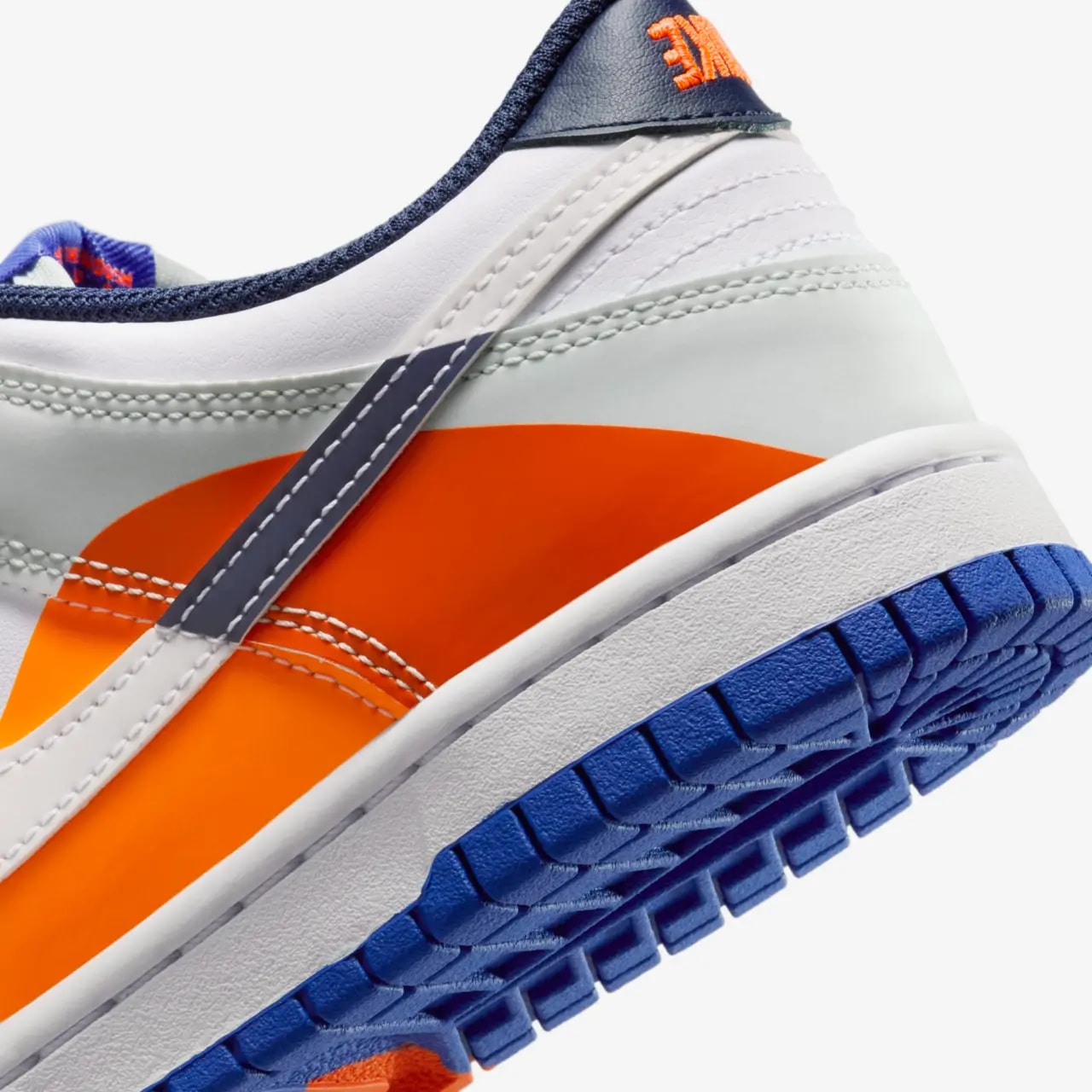 Giày Nike Dunk Low SE 'Upside Down' FQ7674-100 — ảnh 4