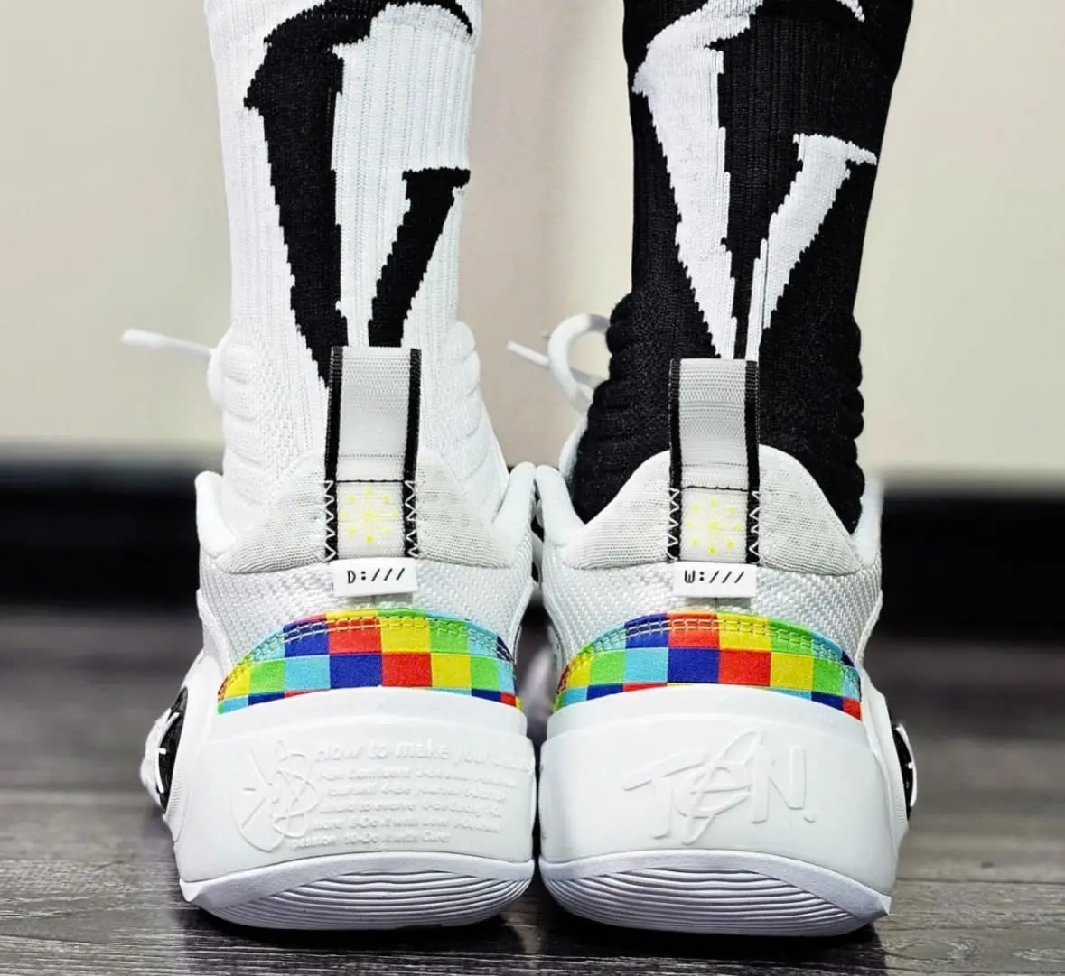 Giày Li-Ning Way of Wade 10 'White Rainbow' ABAS083-12 — ảnh 5