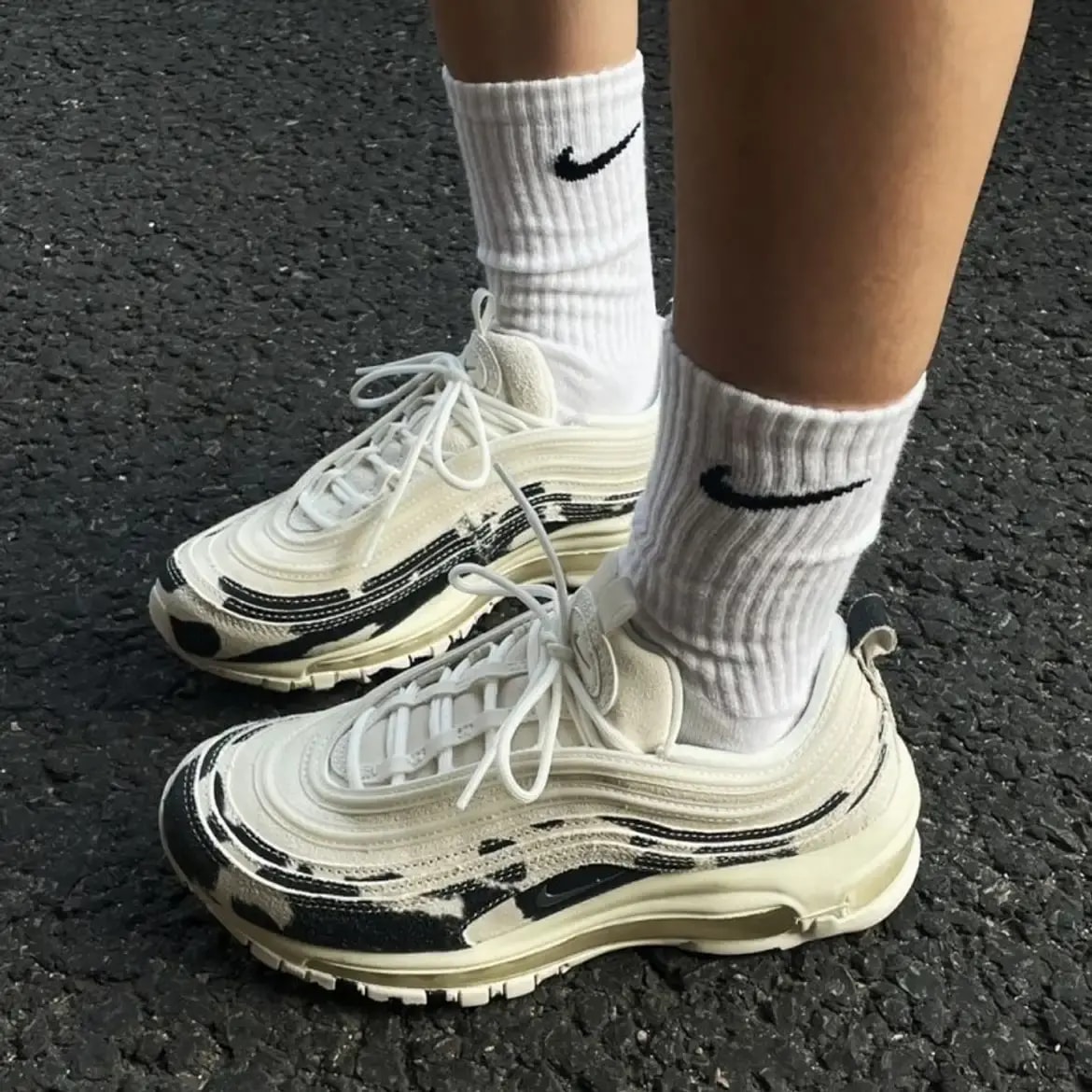 Giày Nike Air Max 97 'Cow Print' FN7173-133 — ảnh 2