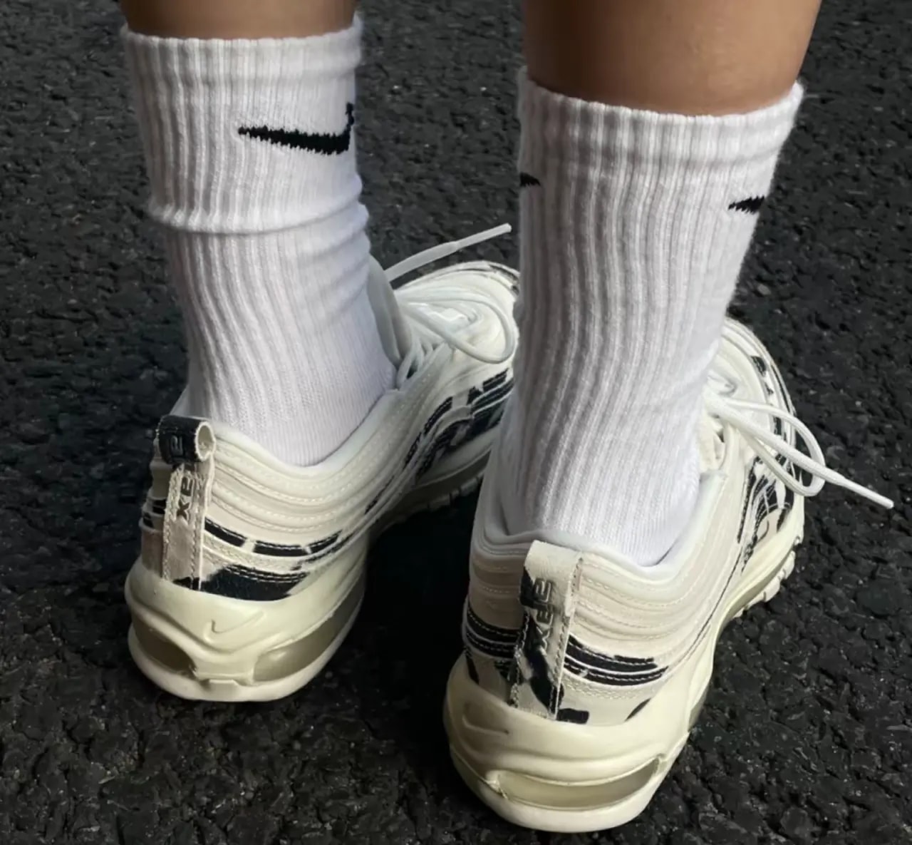 Giày Nike Air Max 97 'Cow Print' FN7173-133 — ảnh 4