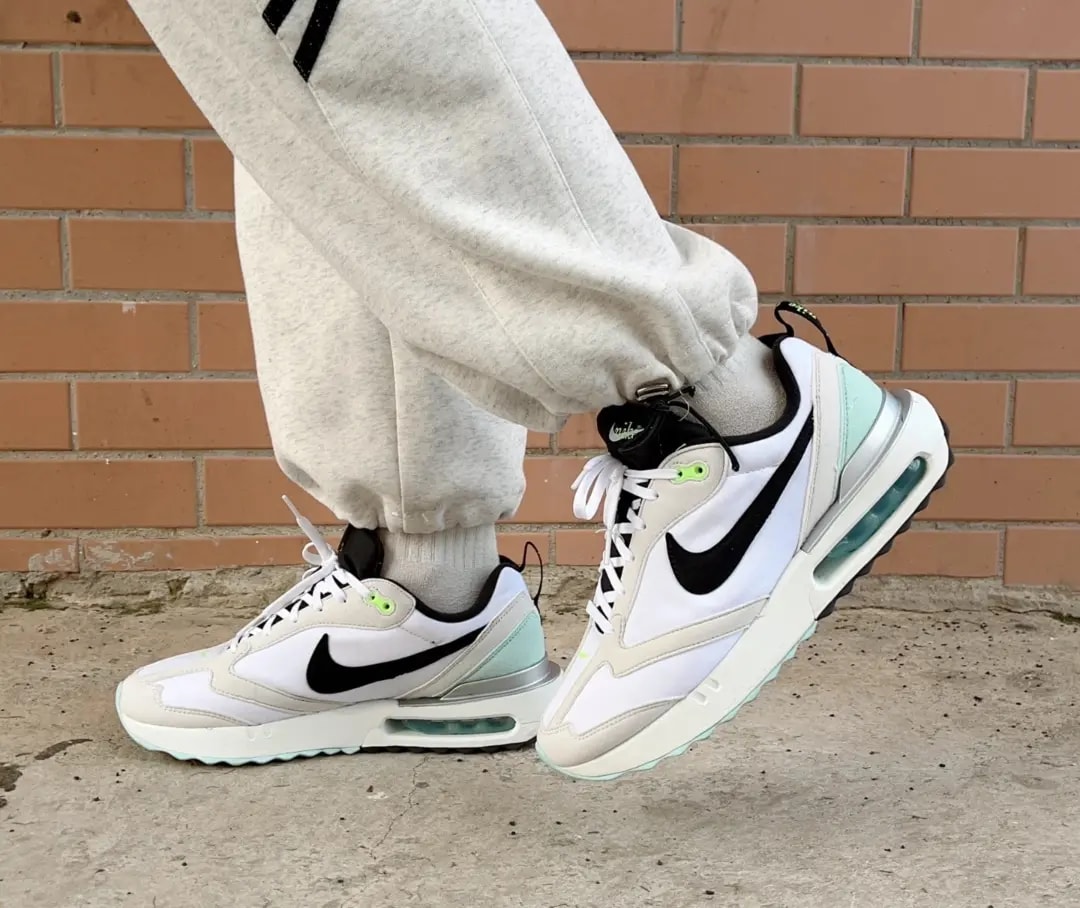 Giày Nike Air Max Dawn 'White Mint Green' FQ6854-101 — ảnh 3