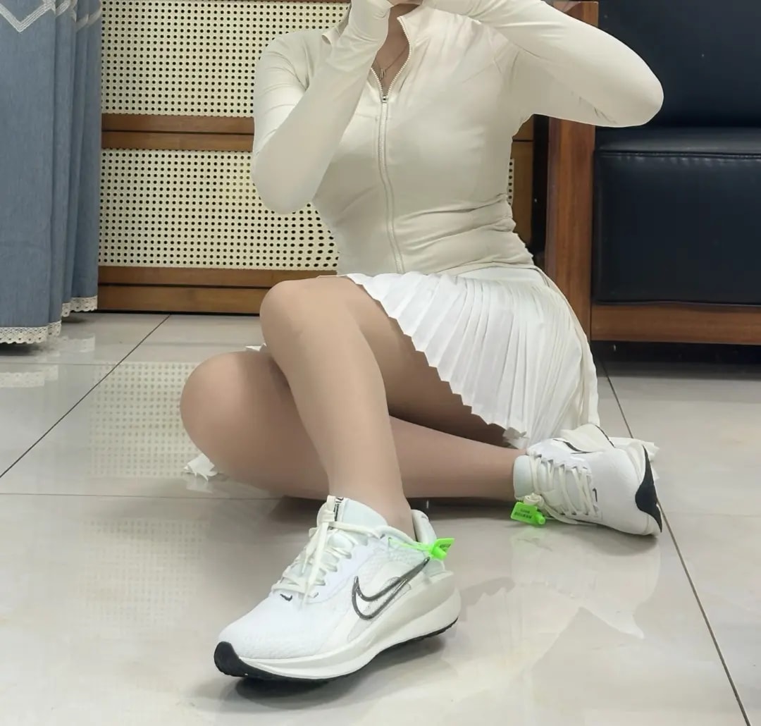 Giày Nike Downshifter 13 'White Metallic Silver' FD6476-100 — ảnh 3
