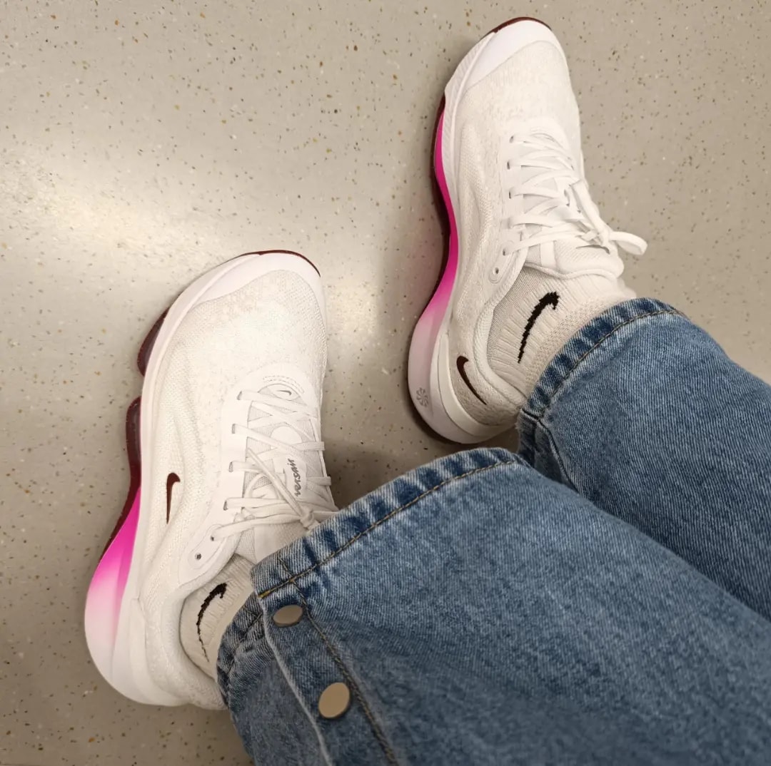 Giày Nike Versair 'White Fierce Pink' DZ3547-100 — ảnh 2