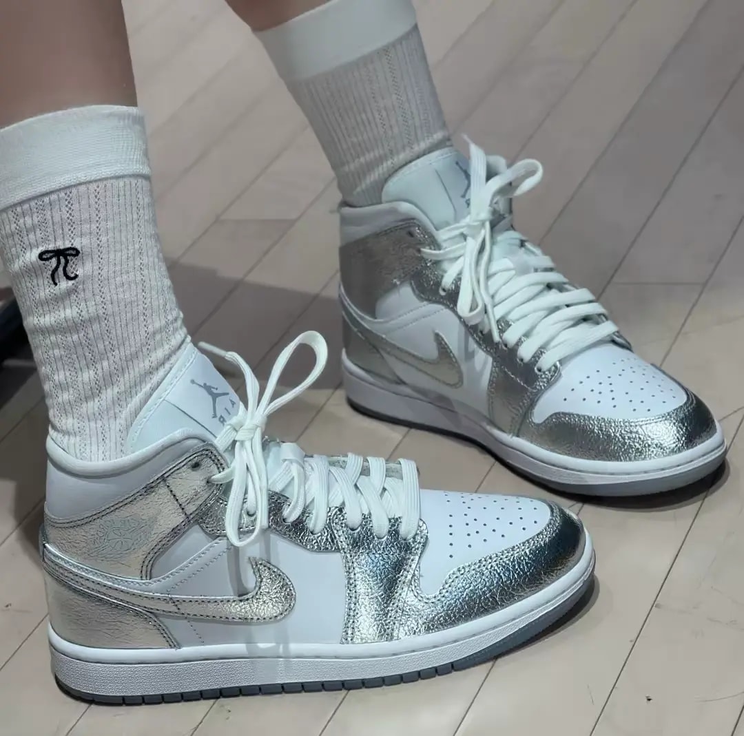 Giày Nike Air Jordan 1 Mid SE 'Metallic Silver' FN5031-100 — ảnh 3