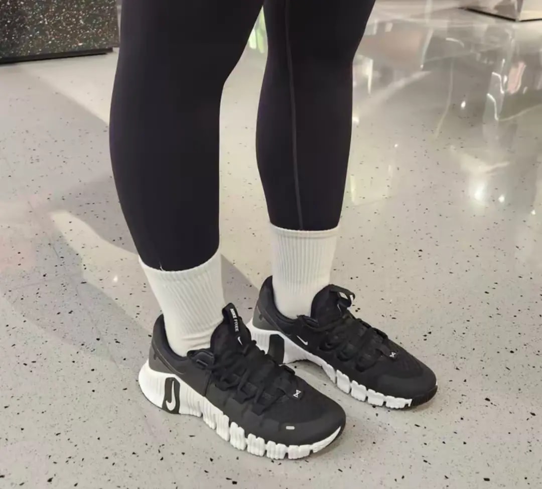 Giày Nike Free Metcon 5 'Black White' DV3949-001 — ảnh 5