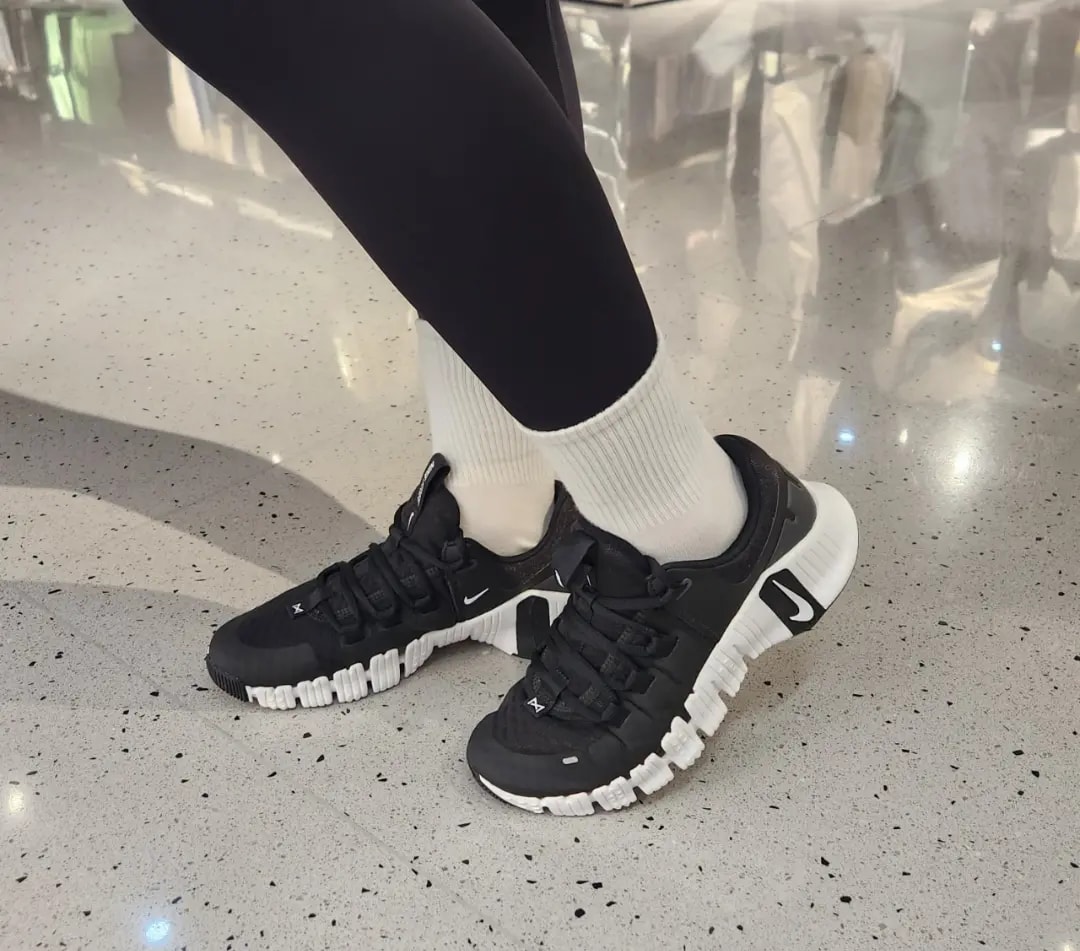 Giày Nike Free Metcon 5 'Black White' DV3949-001 — ảnh 4