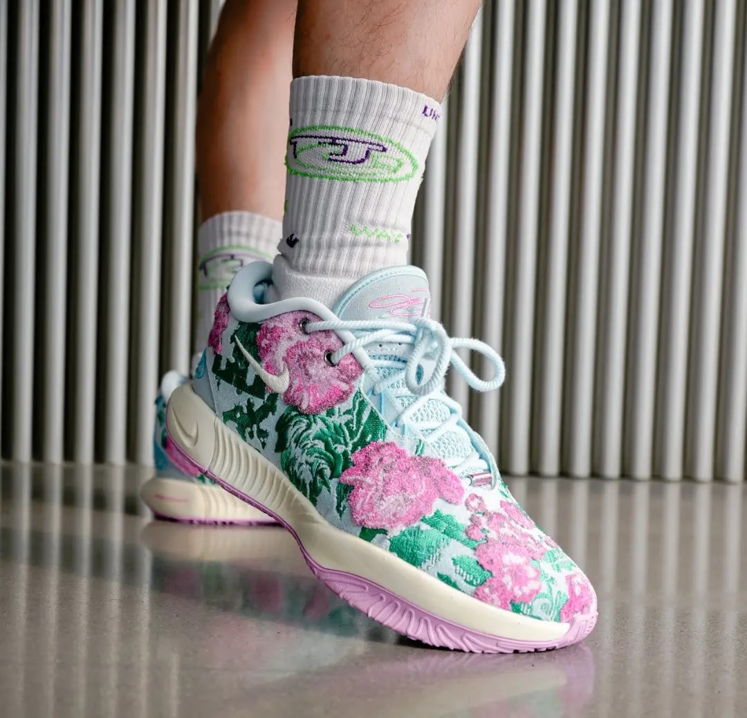 Giày Nike LeBron 21 PRM 'Pearl Of Z' FV7276-401 — ảnh 3
