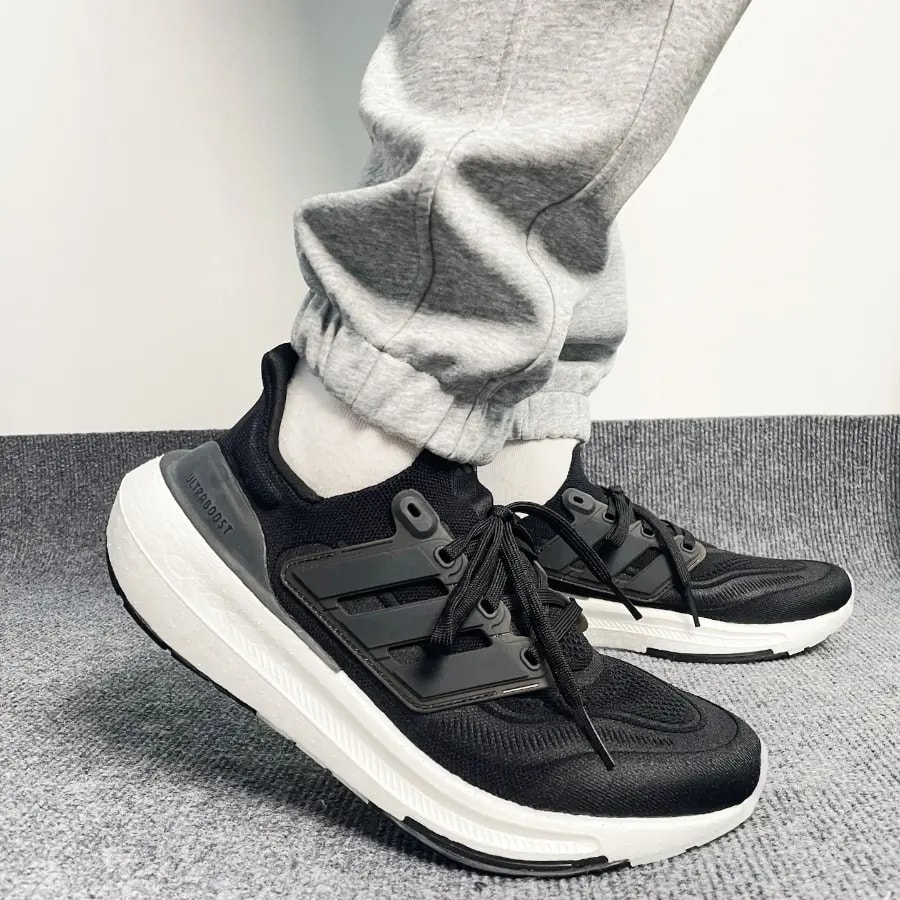 Giày Adidas Ultraboost Light 'Black' GY9353 — ảnh 2