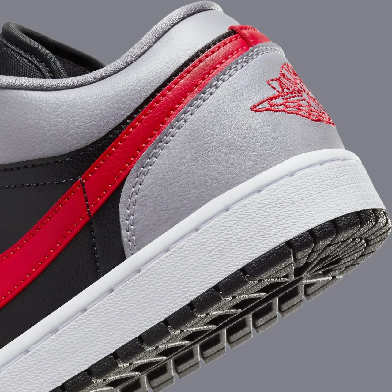 Giày Nike Air Jordan 1 Low 'Cement Fire Red' FZ4183-002 — ảnh 3