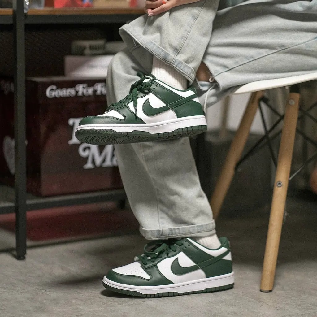 Giày Nike Dunk Low 'Michigan State' CW1590-102 — ảnh 4