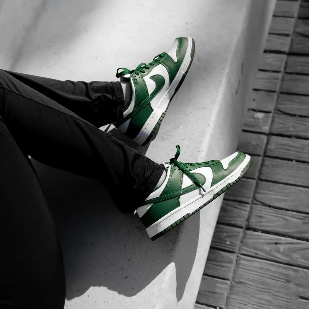 Giày Nike Dunk Low 'Michigan State' CW1590-102 — ảnh 2