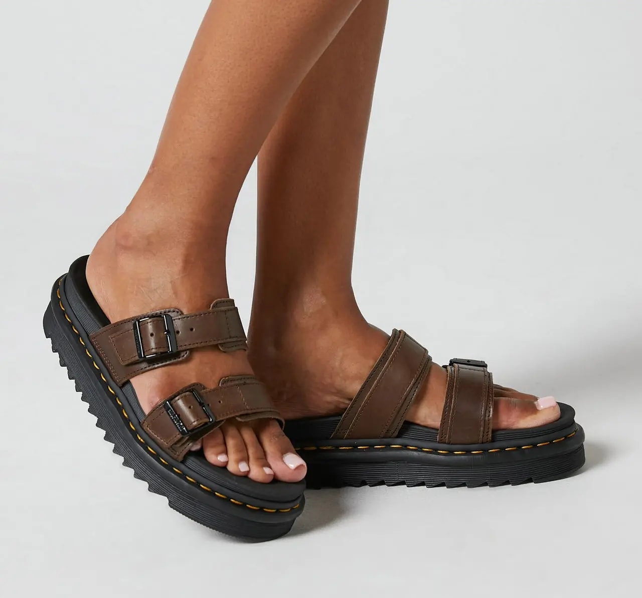 Dép Dr.Martens Myles 'Brown Illusion' 28002201 — ảnh 5